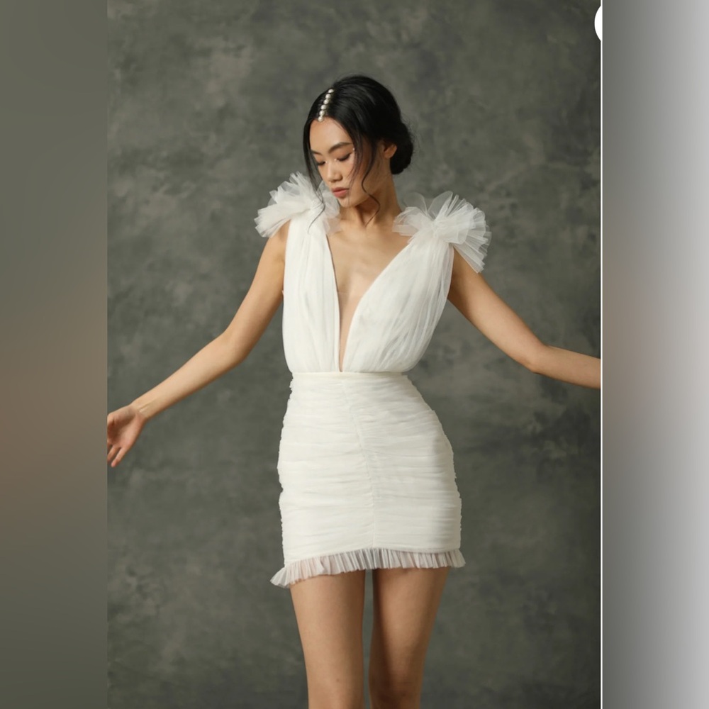 SAU LEE Harlie Dress in Ivory - Picture 3 of 13